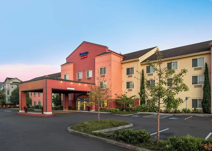 Romantic hotels Fairfield Inn & Suites By Marriott Portland North